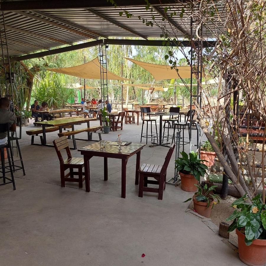 Bed and Breakfast Ondangwa Rest Camp Exterior foto